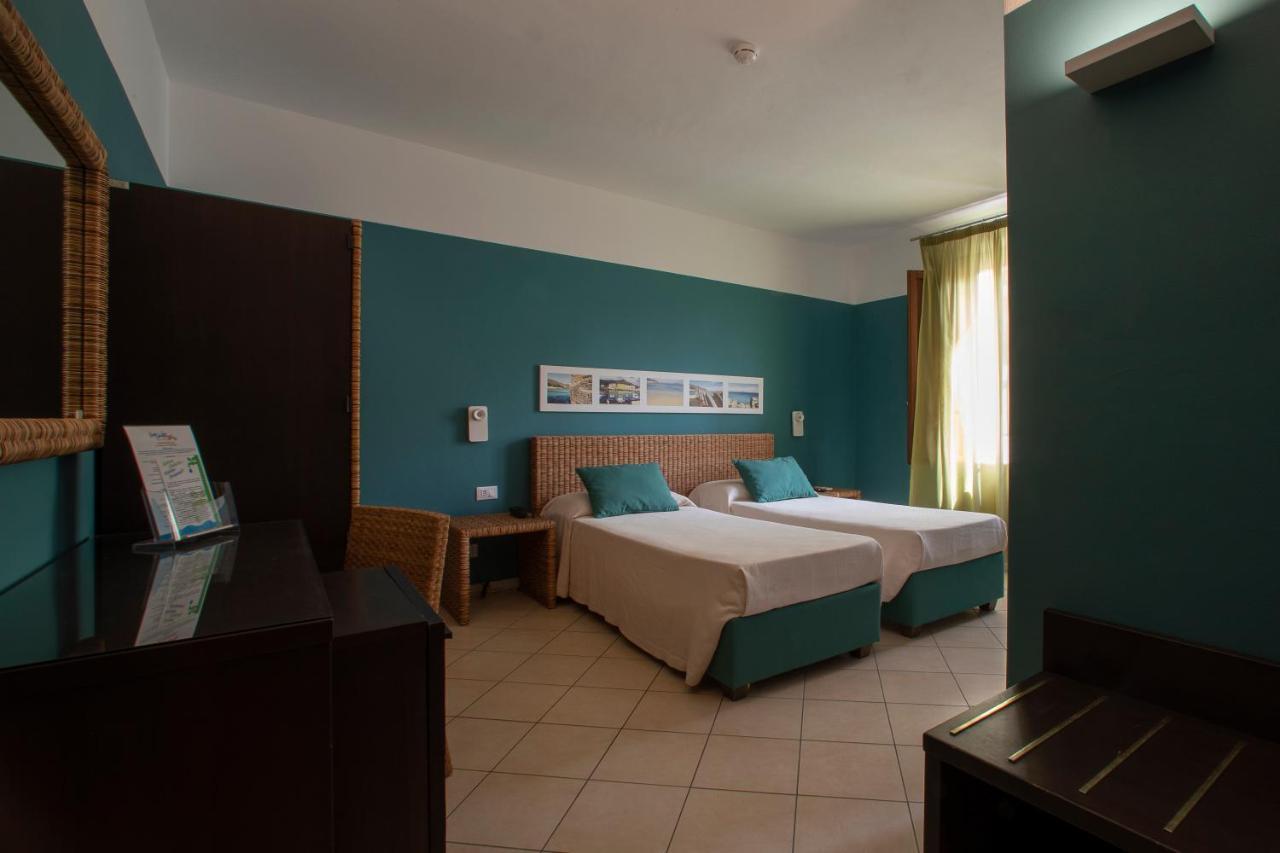Insula Hotel Favignana Exterior photo