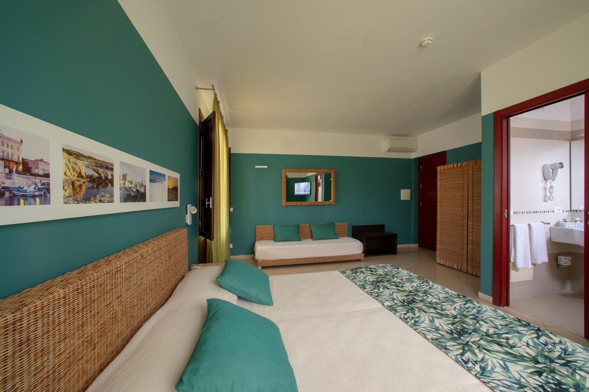 Insula Hotel Favignana Exterior photo